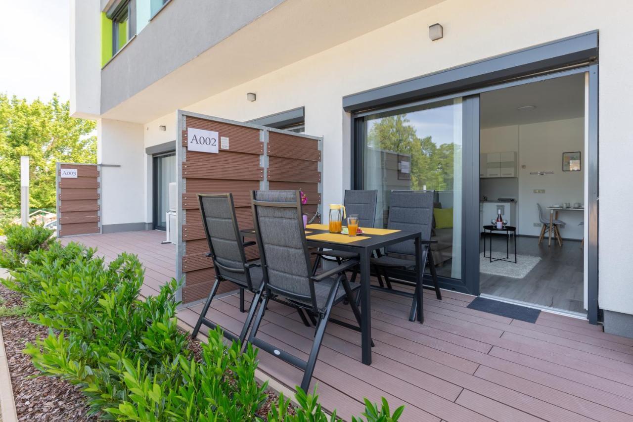 Pauzo Balaton Aparthotel Balatonföldvár Kültér fotó