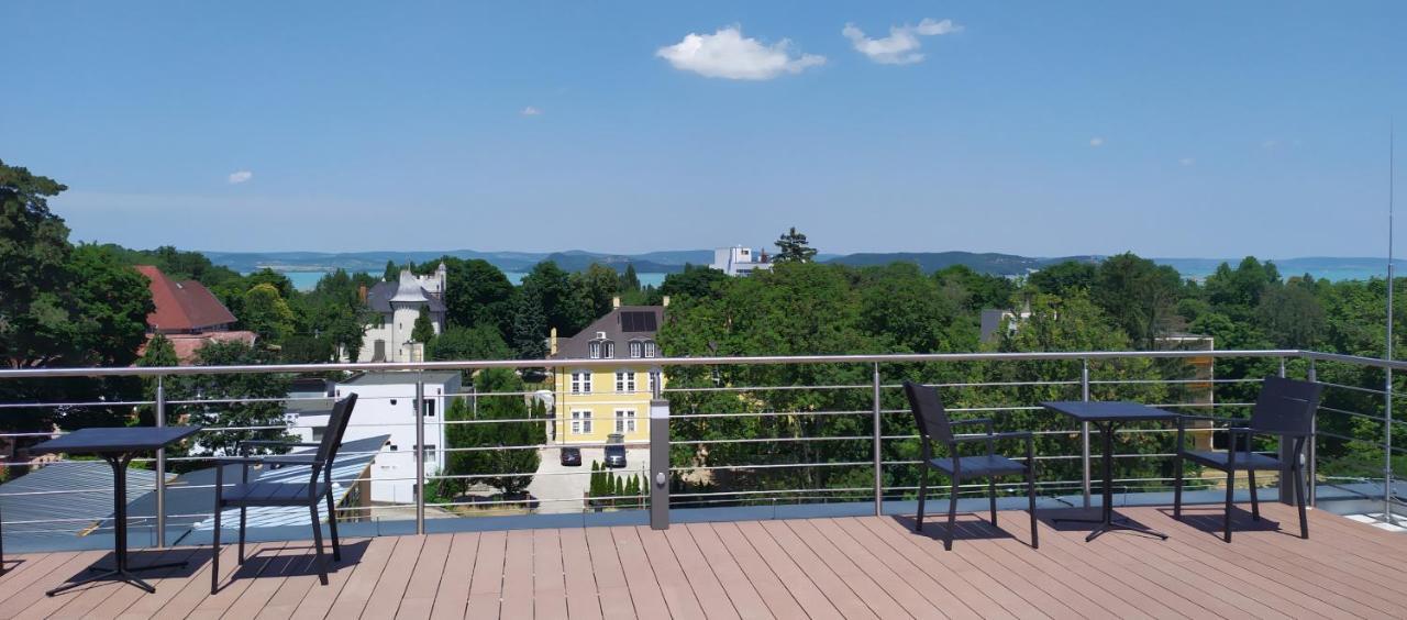 Pauzo Balaton Aparthotel Balatonföldvár Kültér fotó