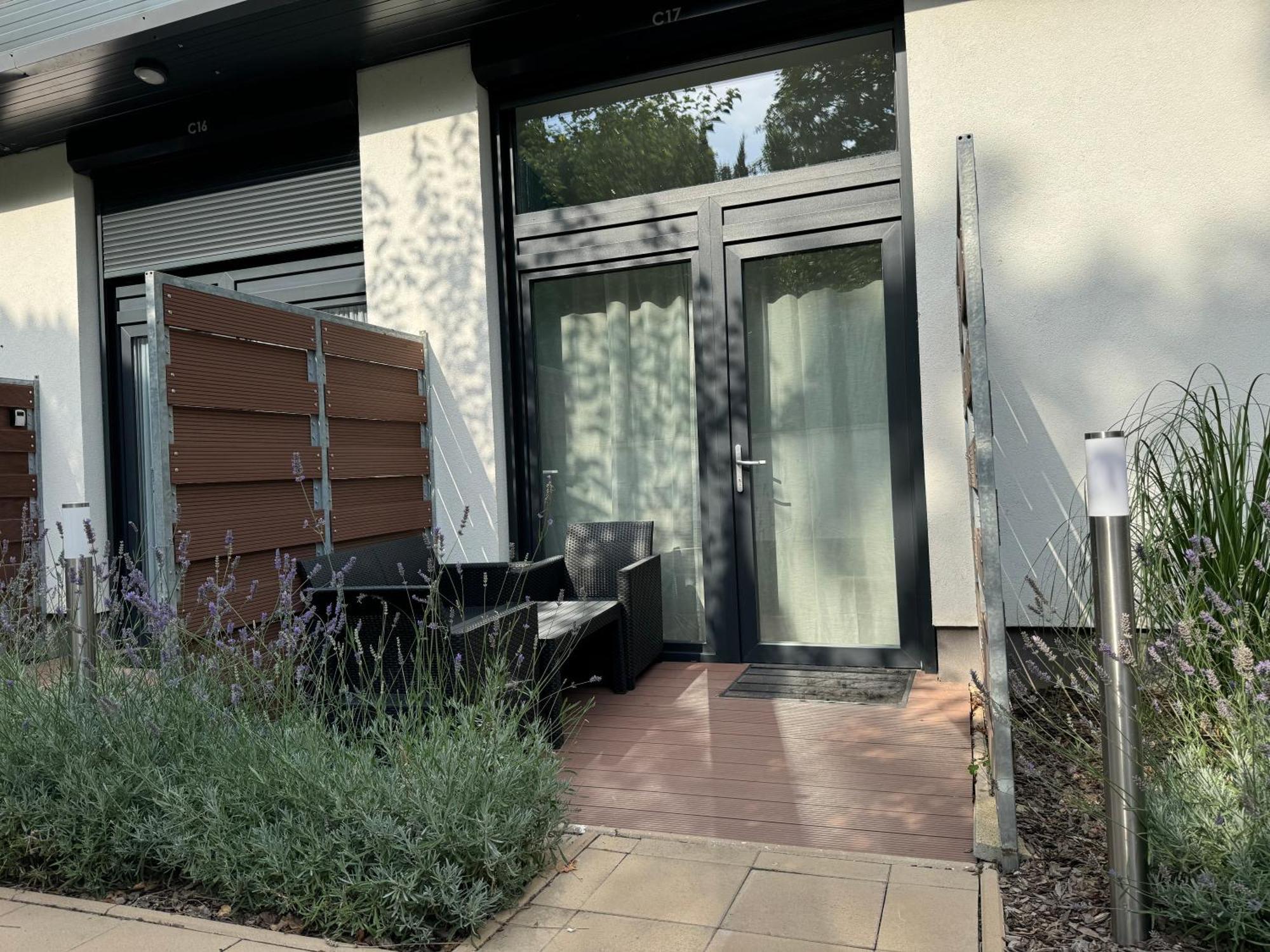 Pauzo Balaton Aparthotel Balatonföldvár Kültér fotó